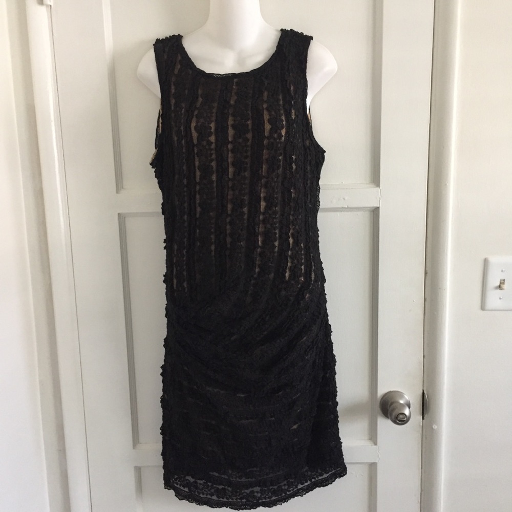 Studio M Sleeveless Lace Dress Size Large